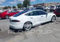 2012 Tesla Model S photo