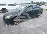 2012 Lexus IS250 photo