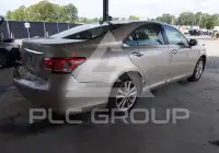 2012 Lexus ES350 photo