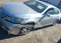 2012 Lexus LS460 photo