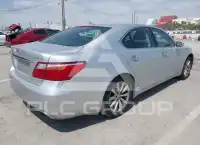 2012 Lexus LS460 photo