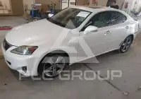 2012 Lexus IS350 фото