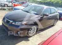 2012 Lexus CT200 photo