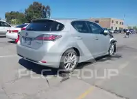 2012 Lexus CT200 photo