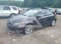 2012 Lexus CT200 photo