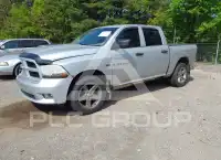 2012 RAM 1500 photo
