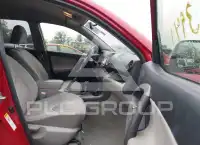 2012 Toyota RAV4 photo