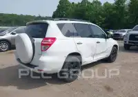 2012 Toyota RAV4 фото