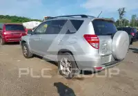 2012 Toyota RAV4 фото