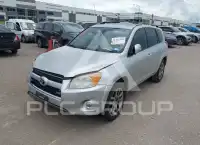 2012 Toyota RAV4 photo