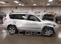 2012 Toyota RAV4 фото