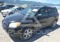 2012 Toyota RAV4 фото