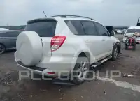2012 Toyota RAV4 photo