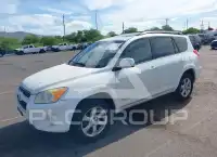 2012 Toyota RAV4 фото