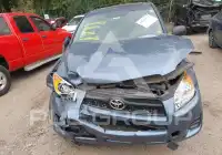 2012 Toyota RAV4 photo