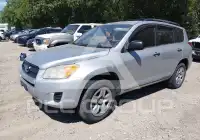 2012 Toyota RAV4 photo