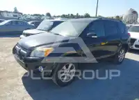 2012 Toyota RAV4 photo