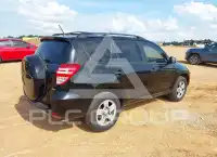 2012 Toyota RAV4 photo