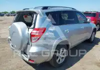 2012 Toyota RAV4 фото