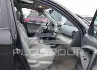 2012 Toyota RAV4 photo