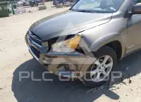 2012 Toyota RAV4 photo