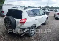 2012 Toyota RAV4 photo
