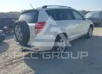 2012 Toyota RAV4 photo