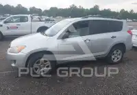 2012 Toyota RAV4 фото