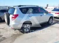 2012 Toyota RAV4 фото