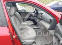 2012 Toyota RAV4 фото
