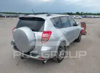 2012 Toyota RAV4 photo