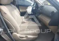 2012 Toyota RAV4 фото