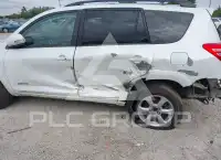 2012 Toyota RAV4 photo