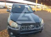 2012 Toyota RAV4 photo