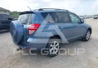 2012 Toyota RAV4 фото