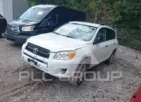 2012 Toyota RAV4 фото