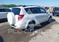 2012 Toyota RAV4 фото