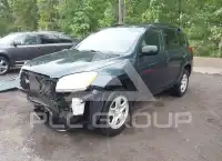 2012 Toyota RAV4 photo