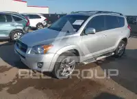 2012 Toyota RAV4 фото