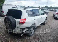 2012 Toyota RAV4 фото