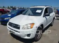 2012 Toyota RAV4 фото
