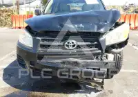 2012 Toyota RAV4 фото