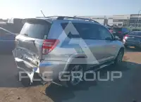 2012 Toyota RAV4 фото
