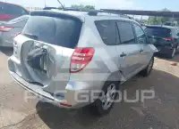 2012 Toyota RAV4 photo