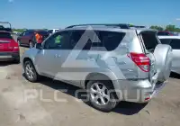 2012 Toyota RAV4 фото