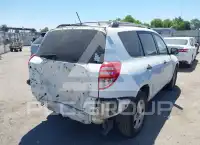 2012 Toyota RAV4 фото