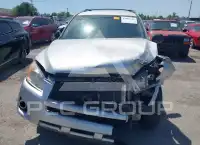 2012 Toyota RAV4 photo