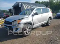 2012 Toyota RAV4 фото