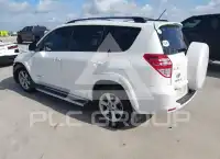 2012 Toyota RAV4 фото