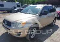 2012 Toyota RAV4 фото